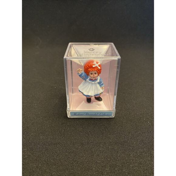 Madame Alexander “Merry Miniatures” Display Base & 7 Keepsake Collection Dolls - Picture 14 of 16